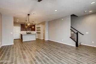 Photo #6: 6199302 Listing 