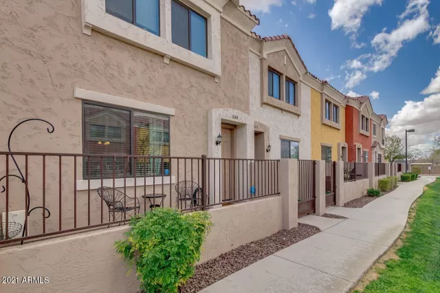 MLS: 6199351 Condo For Sale