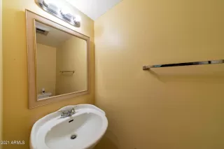 Photo #3: 6199422 Listing