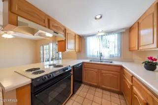 Photo #4: 6199422 Listing