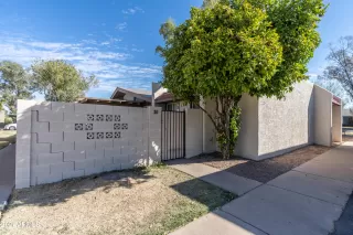 Photo #2: 6199434 Listing 