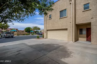 Photo #2: 6199442 Listing