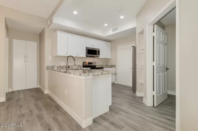 MLS: 6199469 Condo For Sale