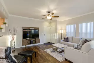 Photo #3: 6199615 Listing