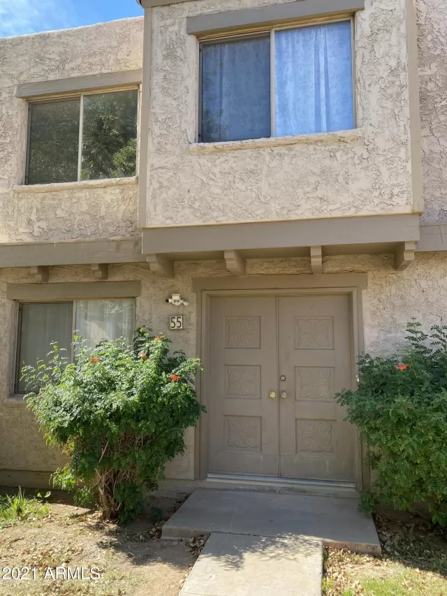 MLS: 6199626 Condo For Sale