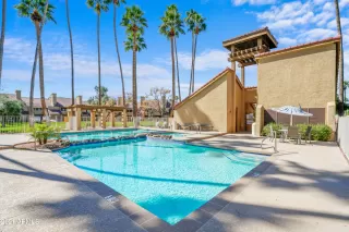 Photo #3: 6199644 Listing 