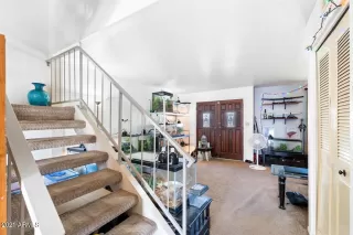 Photo #2: 6199658 Listing 