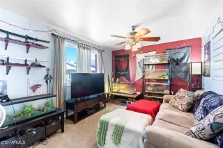 Photo #4: 6199658 Listing 