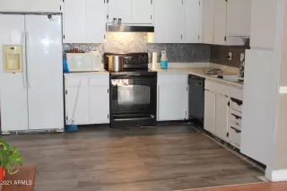 Photo #2: 6199750 Listing 