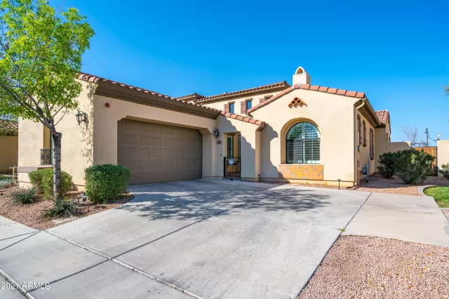 MLS: 6199993 Condo For Sale