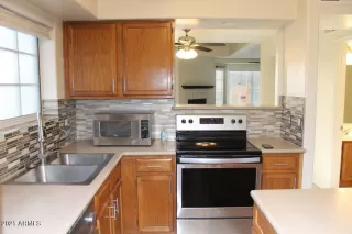 Photo #5: 6200167 Listing