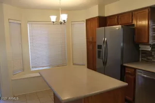 Photo #6: 6200167 Listing