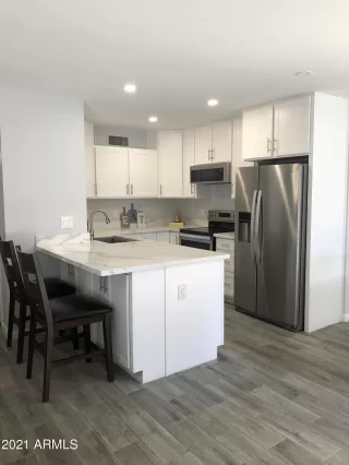 Photo #6: 6200361 Listing 
