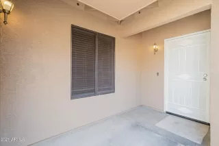 Photo #6: 6200378 Listing