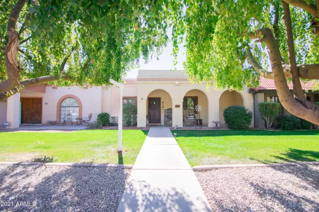 MLS: 6200989 Condo For Sale