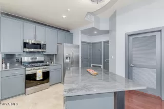 Photo #6: 6201183 Listing 