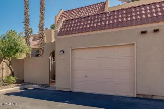 Photo #3: 6201266 Listing