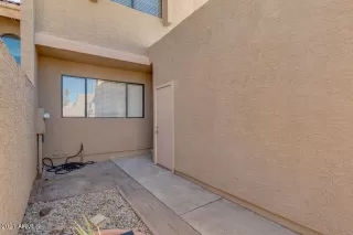 Photo #4: 6201266 Listing