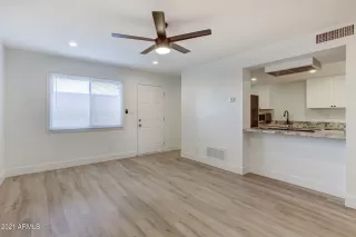 Photo #6: 6201374 Listing