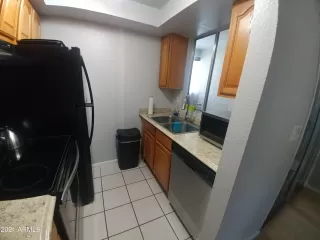 Photo #6: 6201430 Listing