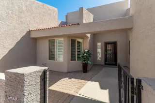 Photo #3: 6201589 Listing