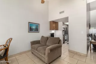 Photo #4: 6201589 Listing