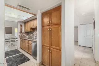 Photo #6: 6201589 Listing