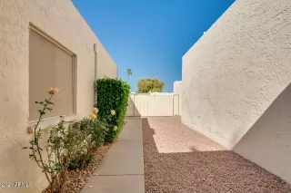 Photo #5: 6201673 Listing