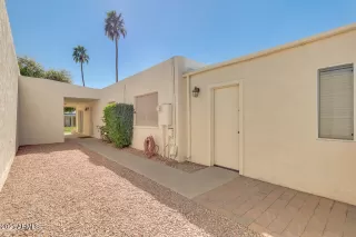 Photo #6: 6201673 Listing