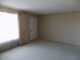 Photo #5: 6201734 Listing 