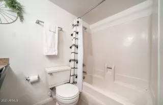 Photo #4: 6201915 Listing