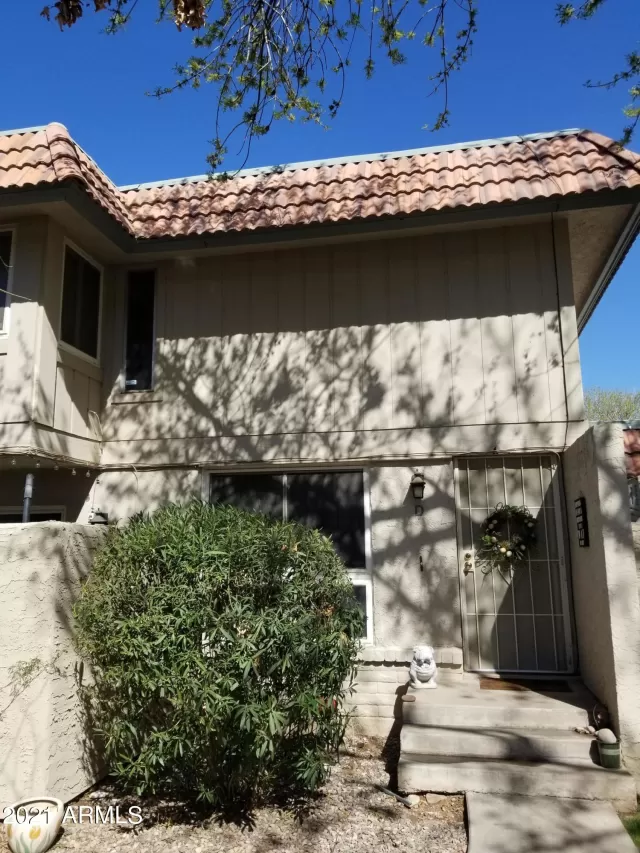 MLS: 6201979 Condo For Sale