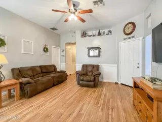 Photo #4: 6202217 Listing 