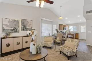 Photo #4: 6202363 Listing