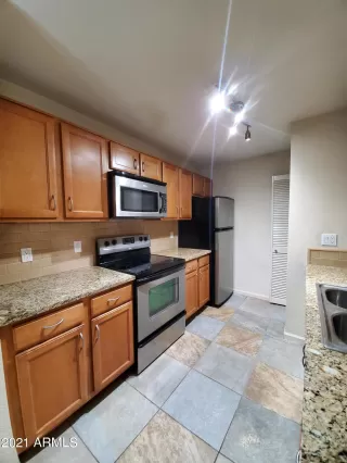 Photo #5: 6202468 Listing