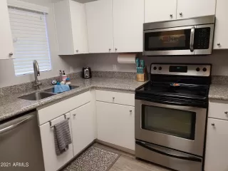 Photo #2: 6202504 Listing