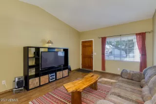 Photo #6: 6202505 Listing