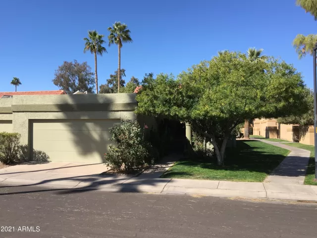 MLS: 6202584 Condo For Sale