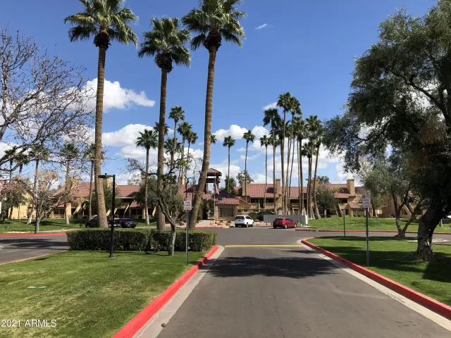 MLS: 6202589 Condo For Sale