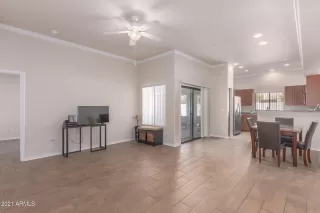 Photo #6: 6202655 Listing