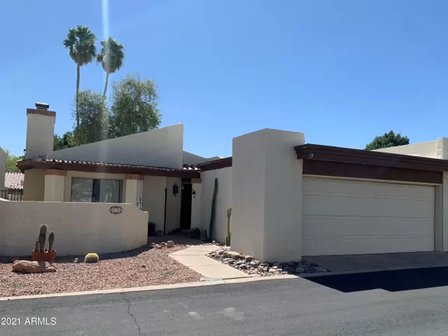 MLS: 6202709 Condo For Sale