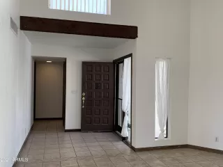 Photo #3: 6202709 Listing