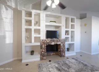 Photo #5: 6202801 Listing 