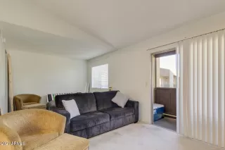 Photo #4: 6202882 Listing 