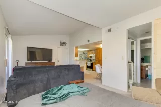 Photo #5: 6202882 Listing 