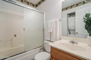 Photo #2: 6202900 Listing 