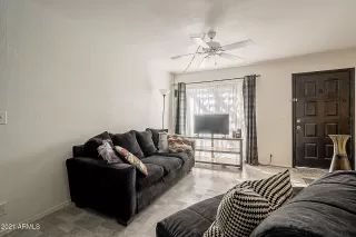 Photo #5: 6202900 Listing 