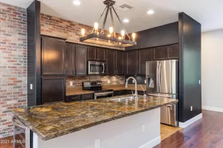 Photo #5: 6202961 Listing