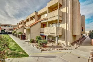 Photo #2: 6203043 Listing 