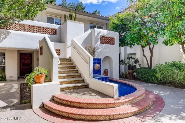 MLS: 6203223 Condo For Sale